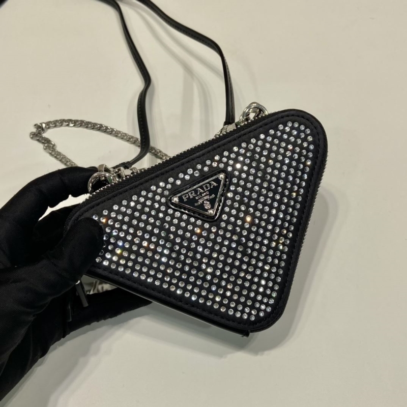 Pra*a triangle pouch